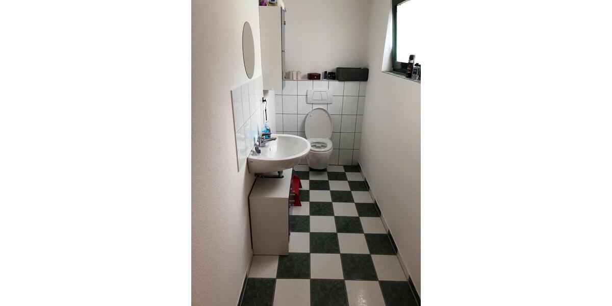 Erdgeschoßwohnung Leipzig Mitte - 2 Zimmer, 30 m&sup2;, 100&euro; | Angebot:26623862