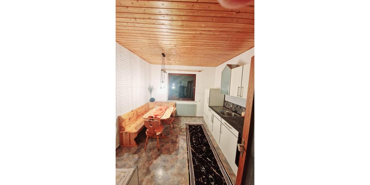 Wohnen auf Zeit Selb - 1 Zimmer, 10 m&sup2;, 350&euro; | Angebot:24783992