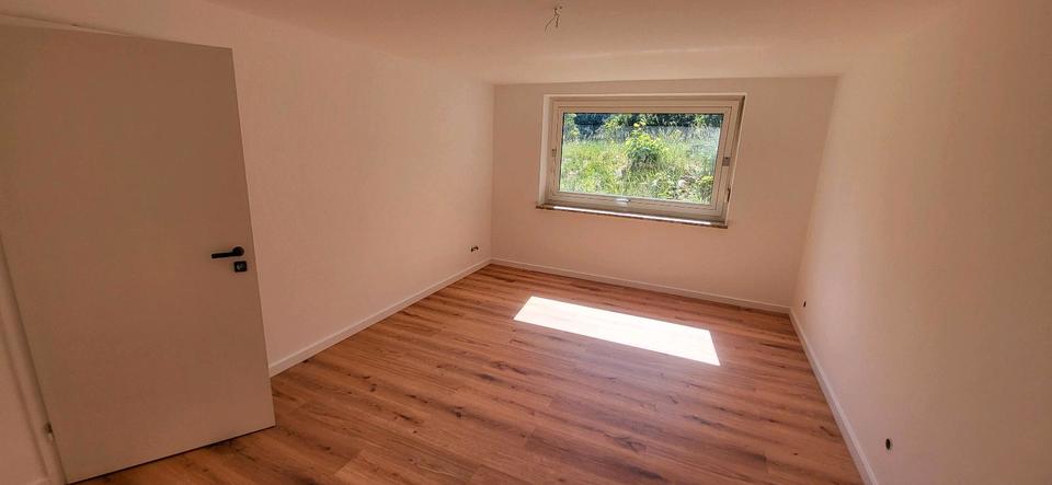 Einfamilienhaus Bispingen - 10 Zimmer, 280 m&sup2;, 2.000&euro; | Angebot:26603340