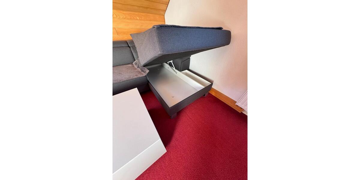 Dachgeschoßwohnung Öhringen - 2 Zimmer, 32 m&sup2;, 600&euro; | Angebot:24855429