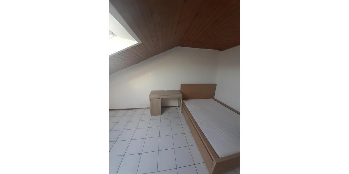 Wohnen auf Zeit Karlsruhe Innenstadt-Ost - 1 Zimmer, 24 m&sup2;, 500&euro; | Angebot:25782891