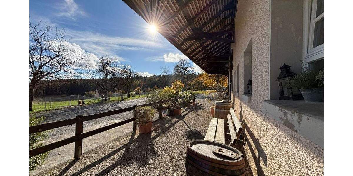 Einfamilienhaus Eigeltingen - 7 Zimmer, 270 m&sup2;, 3.900&euro; | Angebot:24917912