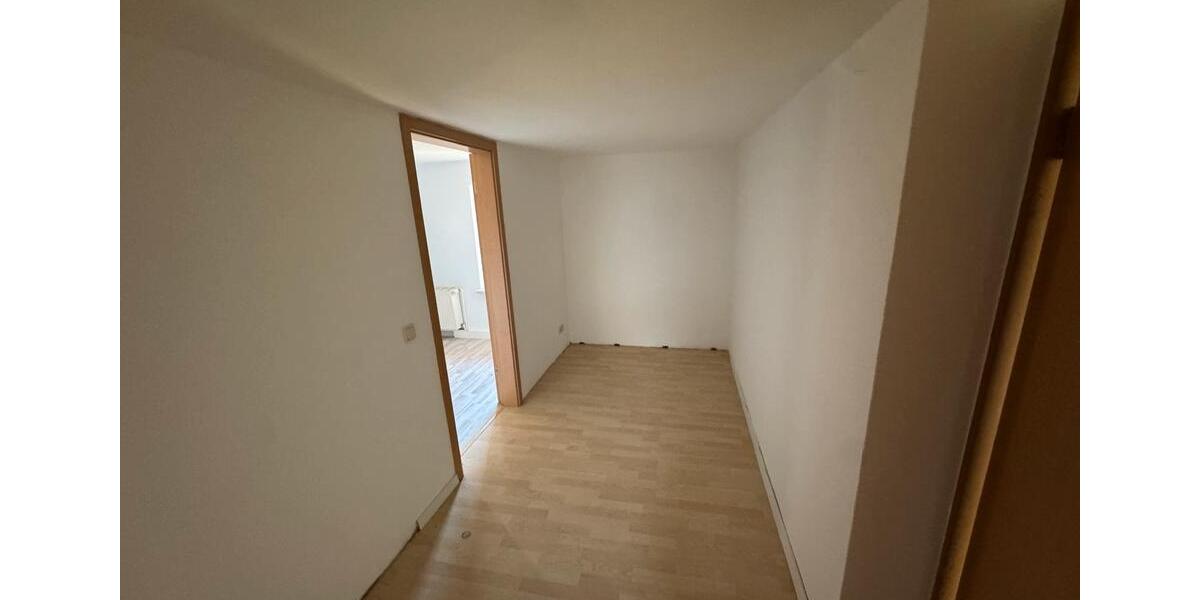 Etagenwohnung Seegebiet Mansfelder Land - 3 Zimmer, 91 m&sup2;, 550&euro; | Angebot:25944858