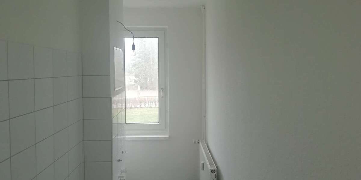 2 Zimmer Wohnung mit Einbauküche! 2 zimmer