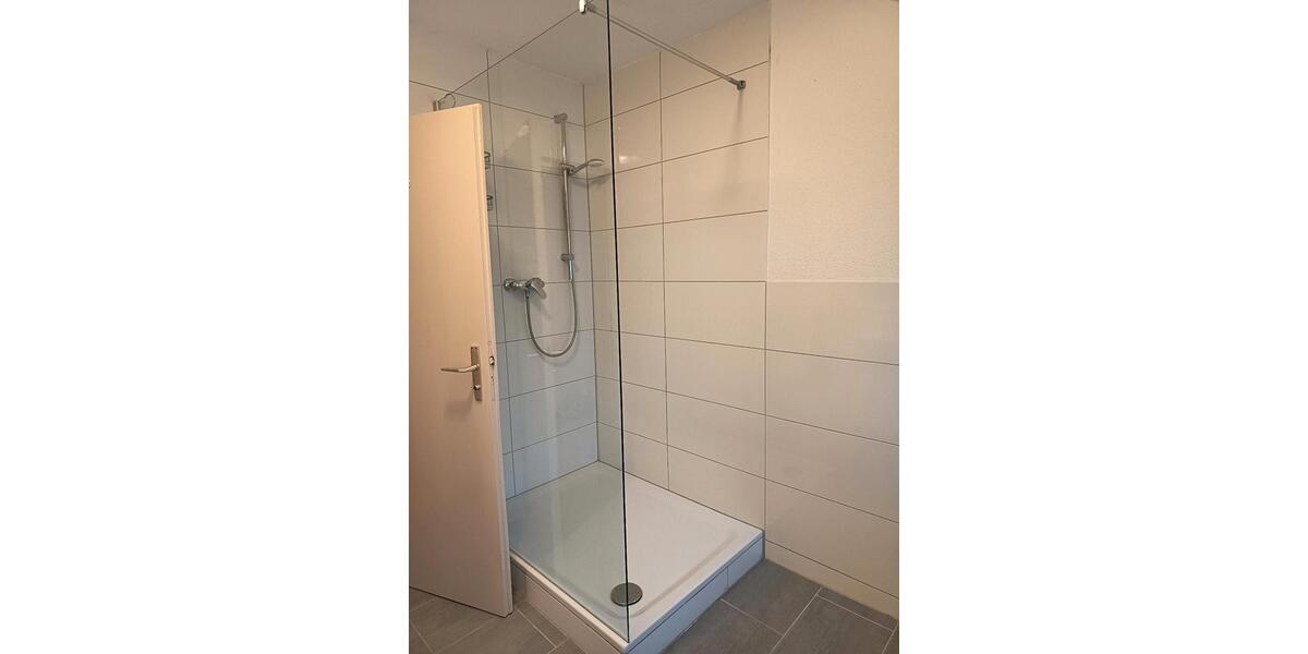 Dachgeschoßwohnung Lauffen am Neckar - 3.5 Zimmer, 80 m&sup2;, 850&euro; | Angebot:26483171