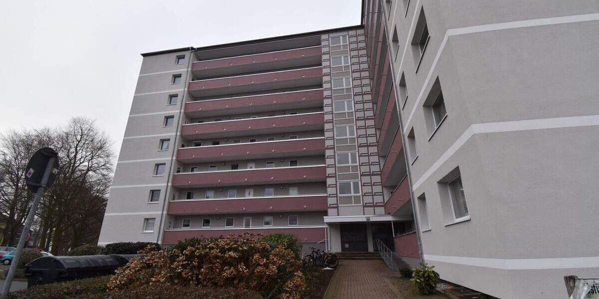 Etagenwohnung Uetersen - 2 Zimmer, 75 m&sup2;, 800&euro; | Angebot:25796717