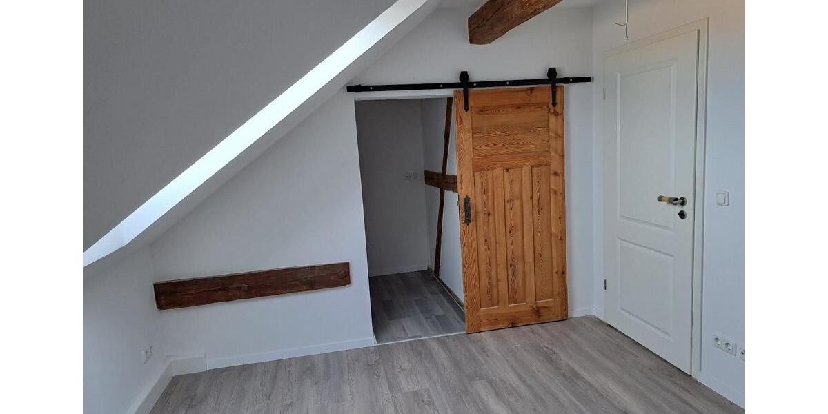 Dachgeschoßwohnung Nuthe-Urstromtal Urstromtal - 3 Zimmer, 85 m&sup2;, 950&euro; | Angebot:24659709