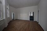 Großzügige Büro- oder Praxisräume in historischem Gebäude in der Innenstadt, ggf. auch möbliert!