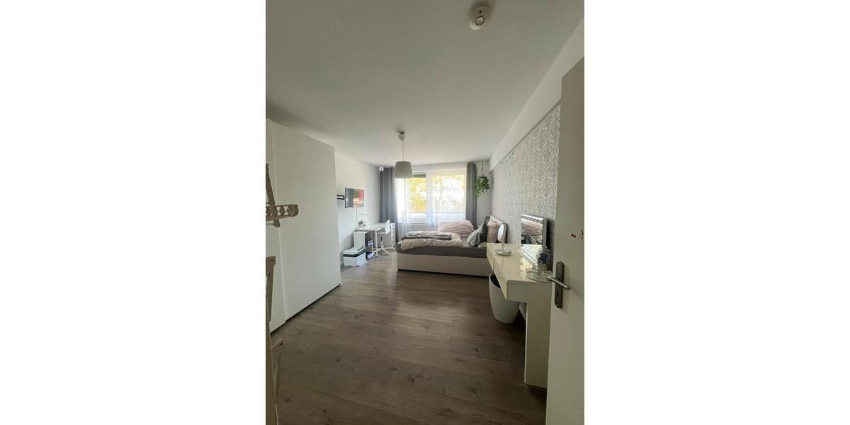 Wohnen auf Zeit Düsseldorf Stadtbezirk 3 - 2 Zimmer, 67 m&sup2;, 402&euro; | Angebot:26604067
