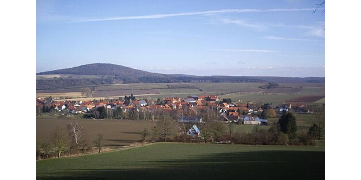Erdgeschoss - 3 ZKB mit Balkon und Garage 3 zimmer
