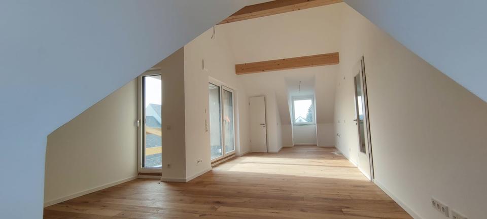 Etagenwohnung Ergoldsbach Langenhettenbach - 3.5 Zimmer, 86 m&sup2;, 1.000&euro; | Angebot:26249062