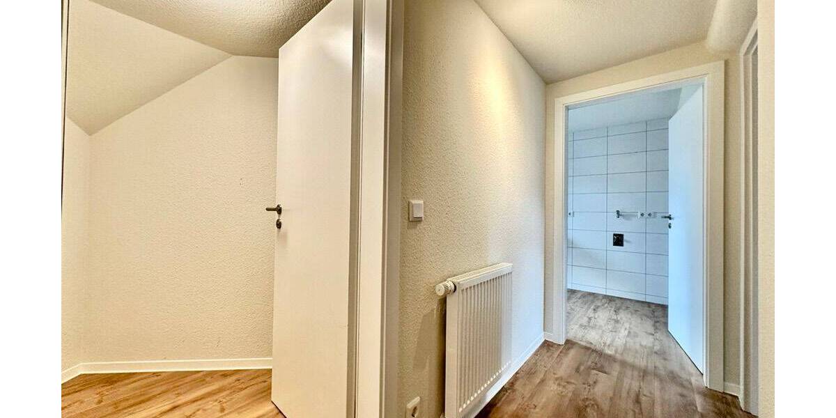 Etagenwohnung Schmalkalden - 3 Zimmer, 65 m&sup2;, 552&euro; | Angebot:26228333