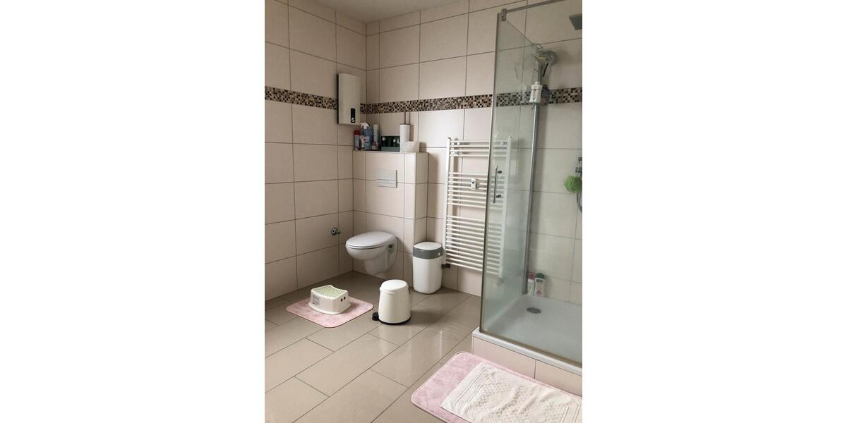 Dachgeschoßwohnung Alsdorf - 3 Zimmer, 75 m&sup2;, 750&euro; | Angebot:26672041