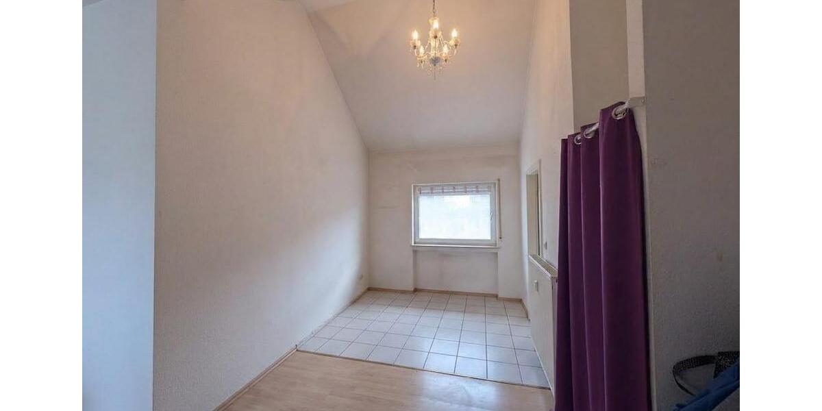 Dachgeschoßwohnung Selters (Taunus) - 2 Zimmer, 55 m&sup2;, 550&euro; | Angebot:26238013