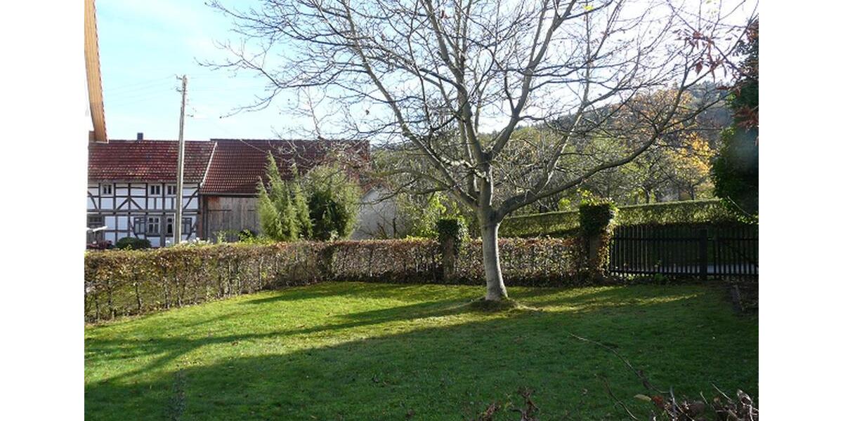 Doppelhaushälfte Meißner - 11 Zimmer, 230 m&sup2;, 950&euro; | Angebot:26614126