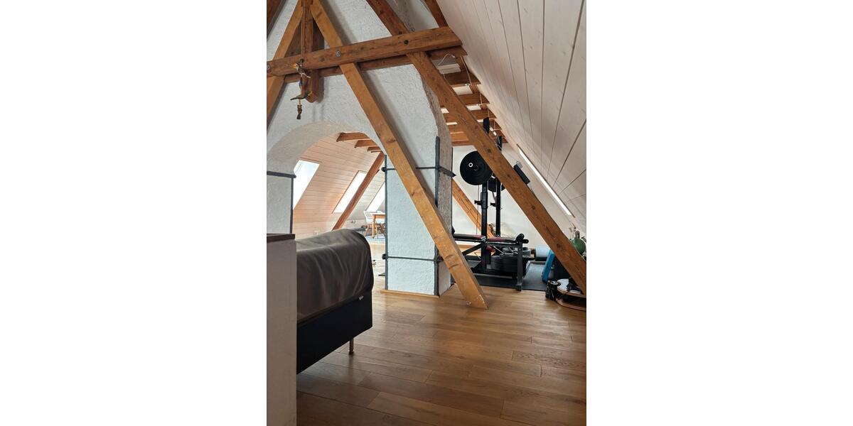 Einfamilienhaus Engelsbrand - 1 Zimmer, 90 m&sup2;, 900&euro; | Angebot:26490483