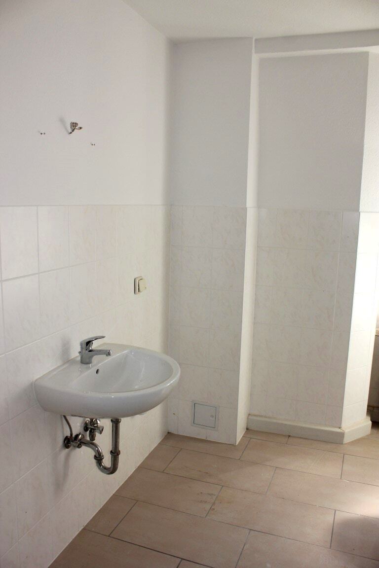 Neu sanierte 2-Raum Dachgeschoss-Wohnung in ruhiger Lage von Markersorf 2 zimmer