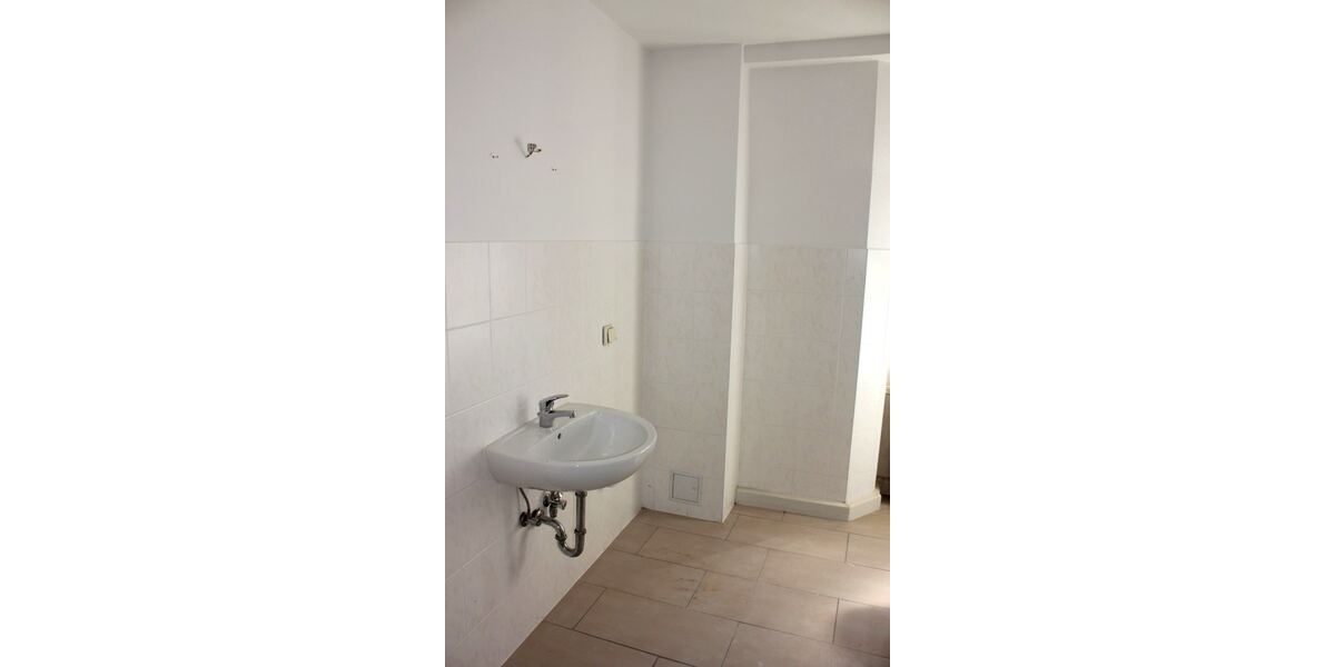 Neu sanierte 2-Raum Dachgeschoss-Wohnung in ruhiger Lage von Markersorf - Dachgeschoßwohnung Claußnitz Markersdorf | Angebot:19417097