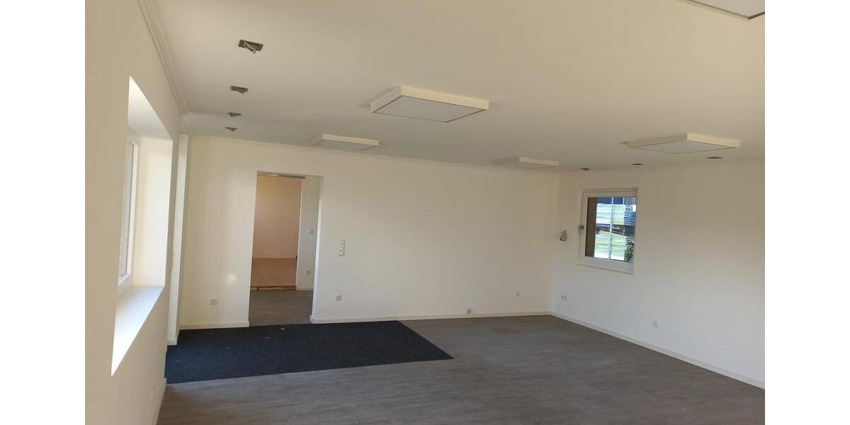 Gewerbeobjekt Jandelsbrunn - 650&euro; | Angebot:23781837