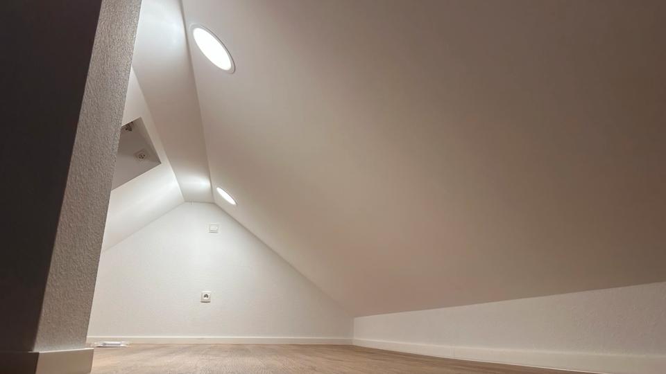 Dachgeschoßwohnung Maikammer - 3 Zimmer, 74 m&sup2;, 810&euro; | Angebot:25619932