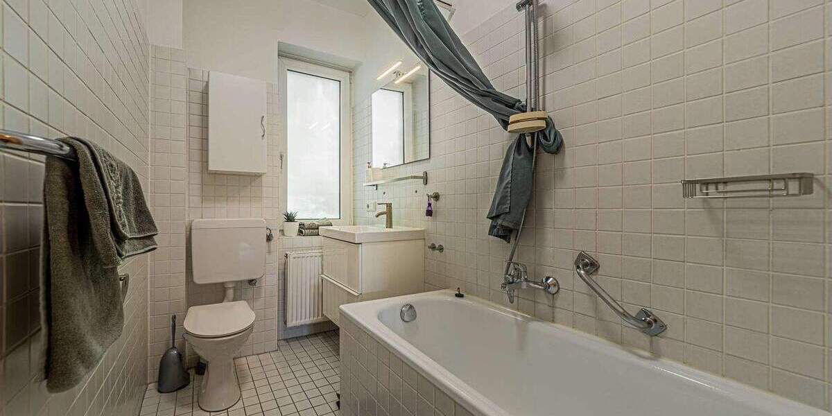 Etagenwohnung Frankfurt am Main Westend-Süd - 2 Zimmer, 68 m&sup2;, 1.790&euro; | Angebot:25139600