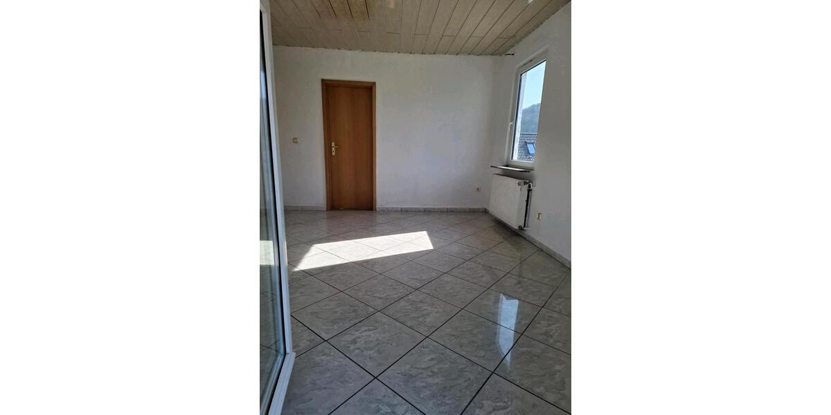 Etagenwohnung Tuttlingen - 3 Zimmer, 70 m&sup2;, 650&euro; | Angebot:26006372