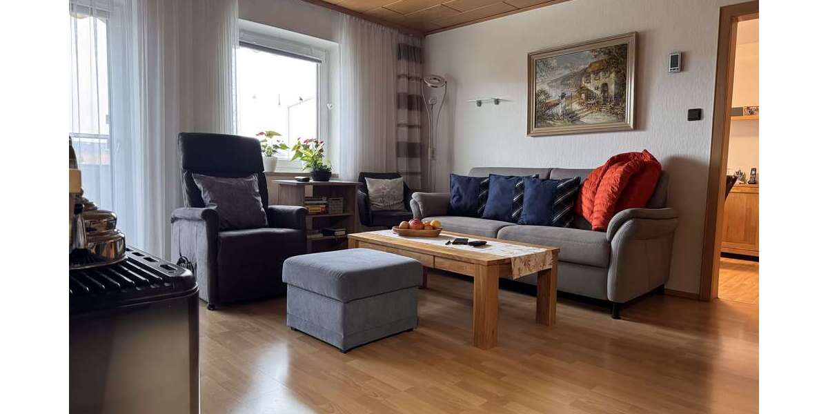 Etagenwohnung Wehringen - 4 Zimmer, 75 m&sup2;, 835&euro; | Angebot:26274018