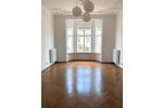 7 Zimmer-Altbau-Wohnung in wunderschönem Denkmalobjekt zu vermieten!