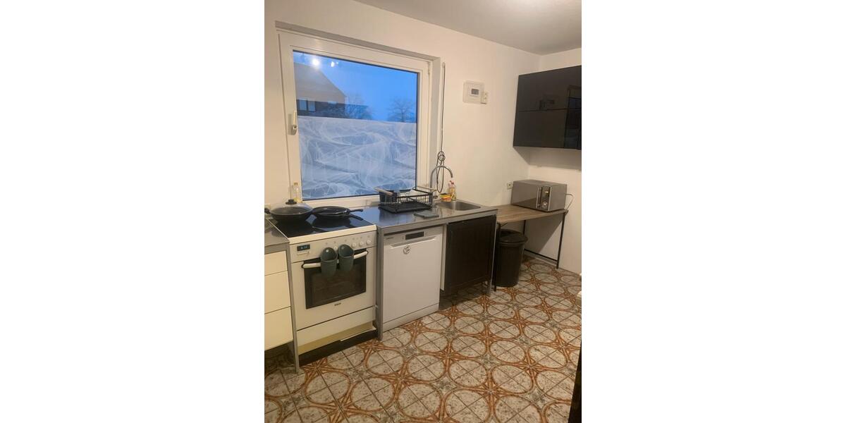 Wohnen auf Zeit Rosengarten - 3 Zimmer, 130 m&sup2;, 120&euro; | Angebot:20087239