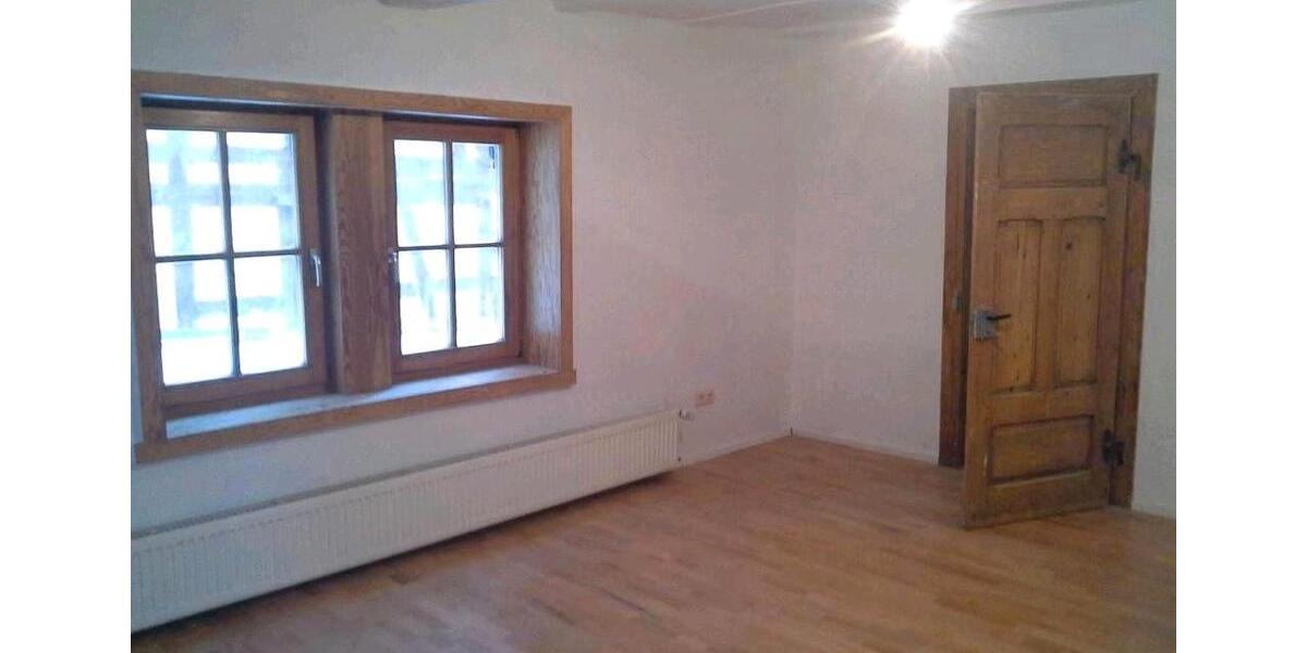Hochparterre Rauschenberg - 2 Zimmer, 100 m&sup2;, 680&euro; | Angebot:26320300