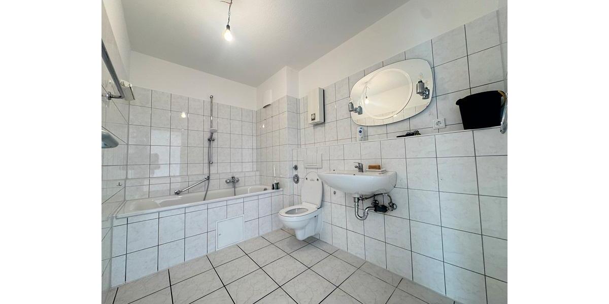 Etagenwohnung Düsseldorf Stadtbezirk 9 - 2 Zimmer, 71 m&sup2;, 826&euro; | Angebot:25099684