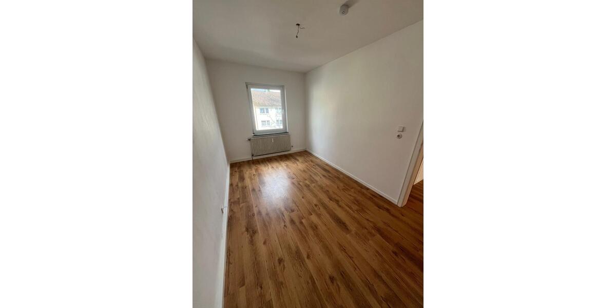 Etagenwohnung Gummersbach - 3 Zimmer, 64 m&sup2;, 550&euro; | Angebot:25491140