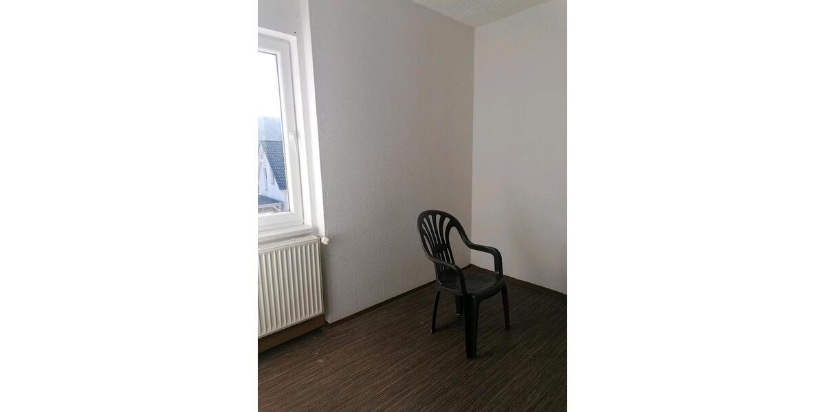 Erdgeschoßwohnung Zella-Mehlis Mehlis - 3 Zimmer, 78 m&sup2;, 700&euro; | Angebot:25956356