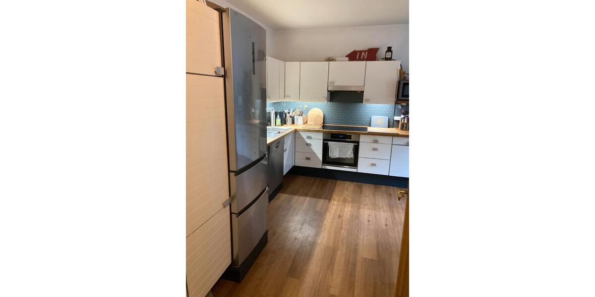 Erdgeschoßwohnung Siegen - 3 Zimmer, 124 m&sup2;, 1.150&euro; | Angebot:26583080