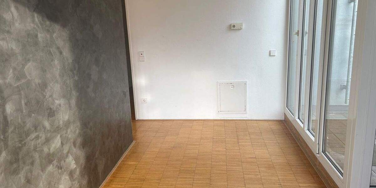 Etagenwohnung Weißenfels - 3 Zimmer, 109 m&sup2;, 800&euro; | Angebot:25770425