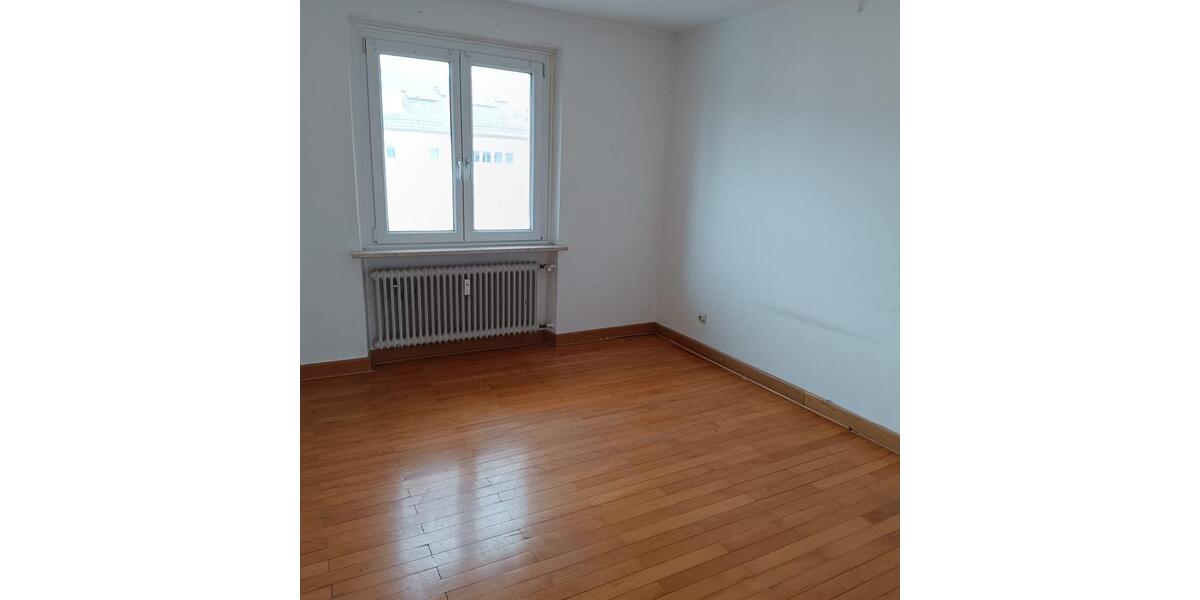 Etagenwohnung Feldkirchen - 3 Zimmer, 86 m&sup2;, 600&euro; | Angebot:25988930