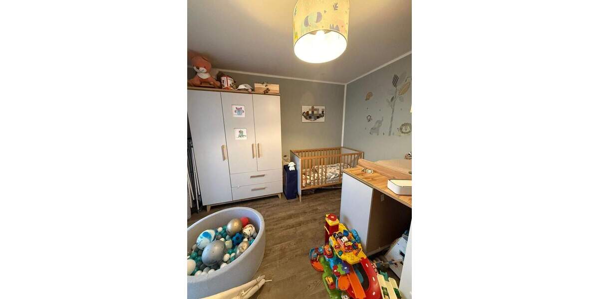 Etagenwohnung Cottbus Mitte - 3 Zimmer, 87 m&sup2;, 1.100&euro; | Angebot:24648043