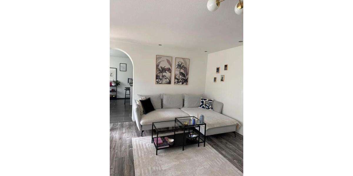 Erdgeschoßwohnung Rottenburg am Neckar - 3 Zimmer, 86 m&sup2;, 1.300&euro; | Angebot:26701929