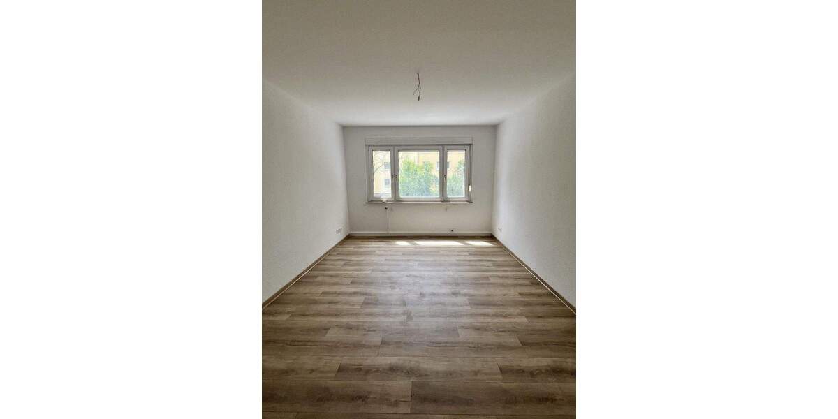 Vollständig neu renovierte Wohnung mit Balkon...ruhige Lage in Bad Düben! 3 zimmer