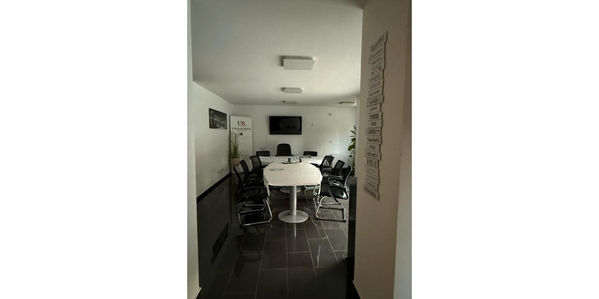 Etagenwohnung Saarbrücken Neue Bremm - 4 Zimmer, 160 m&sup2;, 2.400&euro; | Angebot:26023054