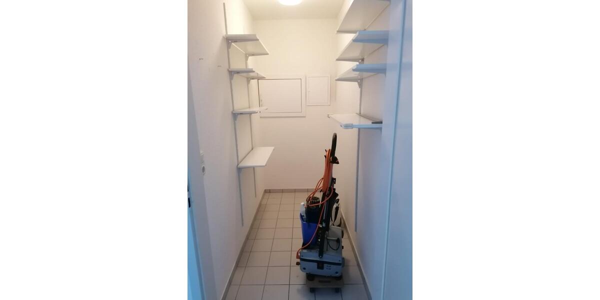 Dachgeschoßwohnung Warder - 2 Zimmer, 57 m&sup2;, 780&euro; | Angebot:24443704