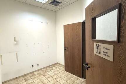 Büro in Gelsenkirchen 3.000 € 300 m² zimmer