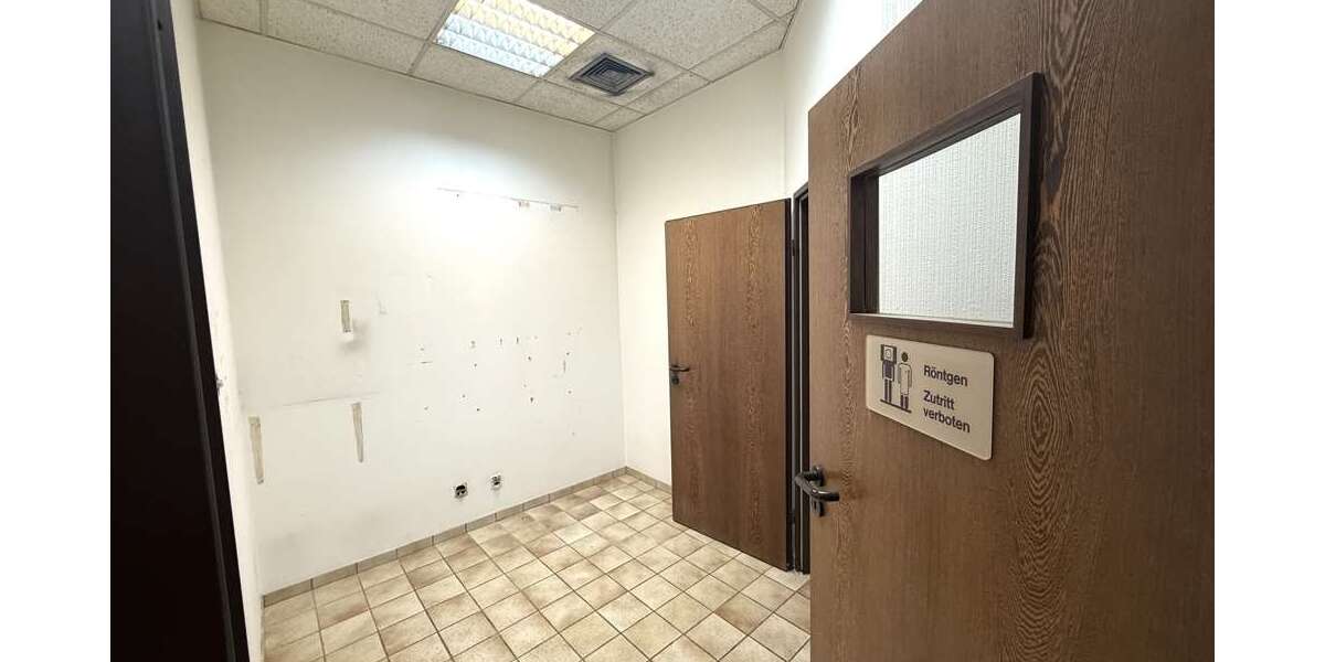 Büro in Gelsenkirchen 3.000 € 300 m² zimmer