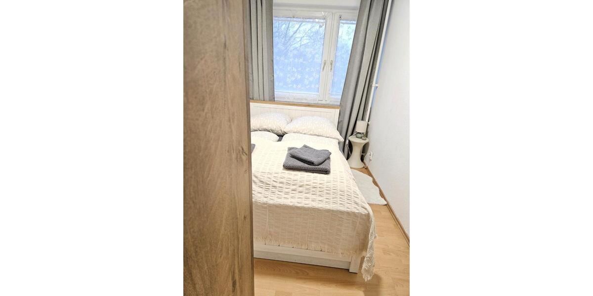 Etagenwohnung Köln Kalk - 3 Zimmer, 70 m&sup2;, 2.000&euro; | Angebot:26498573