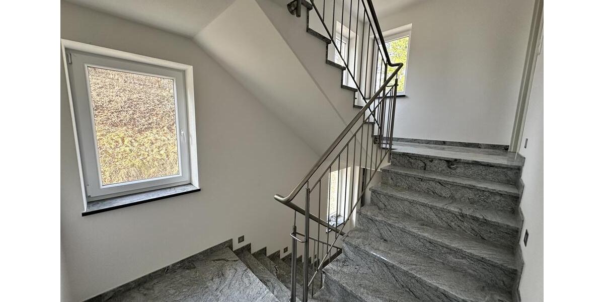 Etagenwohnung Berkheim - 4 Zimmer, 146 m&sup2;, 1.590&euro; | Angebot:25905622