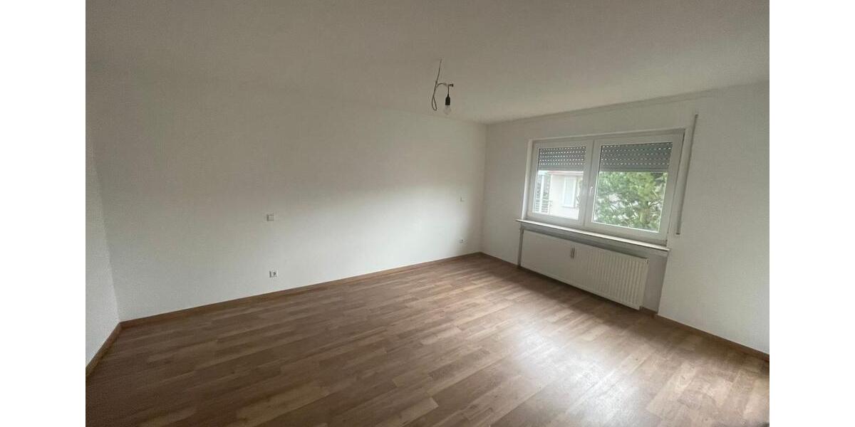 Etagenwohnung Flein - 3 Zimmer, 96 m&sup2;, 1.700&euro; | Angebot:26534634