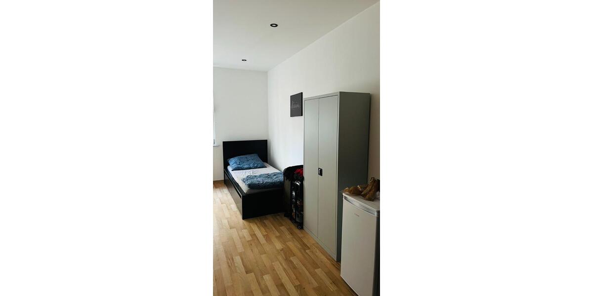 Wohnen auf Zeit Fürstenwalde (Spree) - 4 Zimmer, 25 m&sup2;, 15&euro; | Angebot:25851710