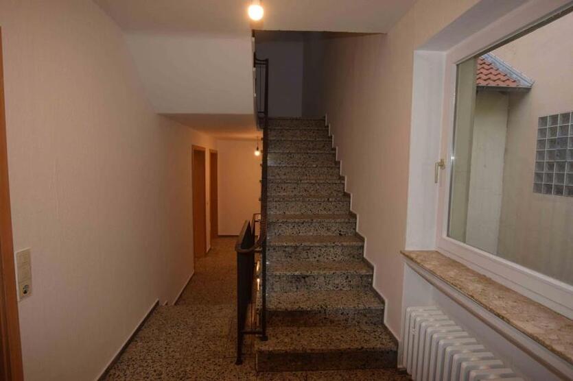 +++ Ich wurde renoviert! Charmante 4-Raumwohnung über 2 Etagen mit Tageslichtbad +++ zimmer
