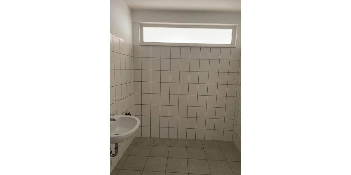 Etagenwohnung Bad Kötzting - 5 Zimmer, 143 m&sup2;, 887&euro; | Angebot:26067078