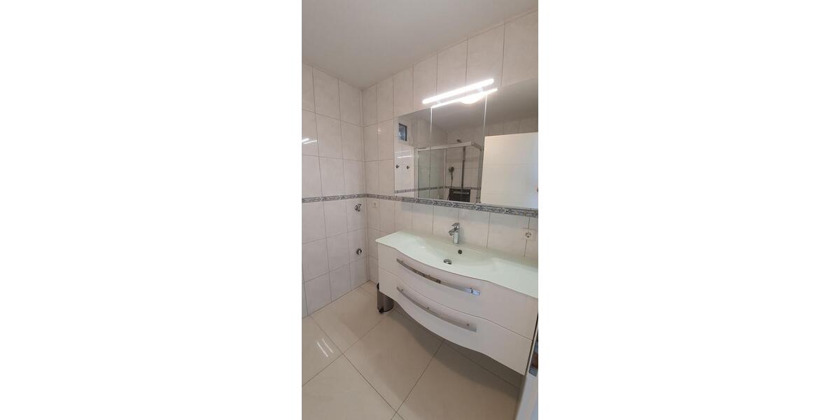 Wohnen auf Zeit Waldenbuch - 3 Zimmer, 84 m&sup2;, 1.550&euro; | Angebot:26210799
